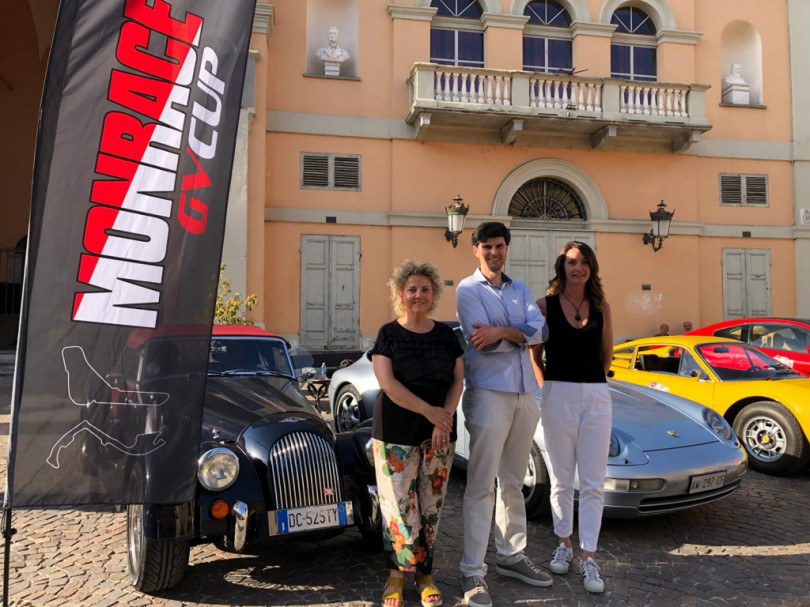 Due raduni di auto d'epoca hanno animato Moncalvo